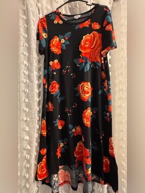 LuLaRoe Dress | Black with Red Orange Floral | Size XL